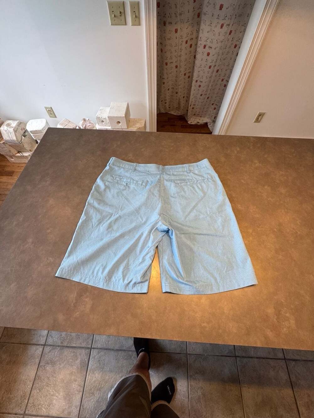 Ben Hogan Men's Lightweight Flat Front Performance Golf Shorts Light Blue Size 3